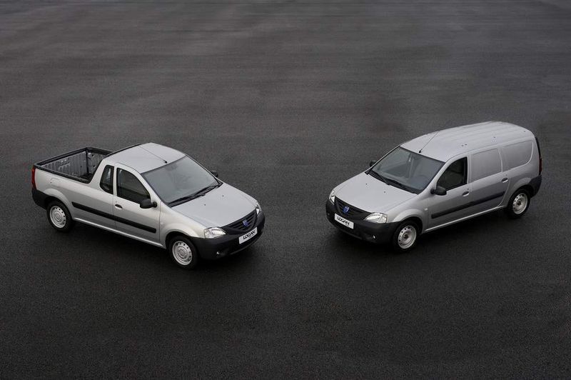 Mit dem Dacia Logan Express und dem Pick-up startet die aufsteigende Marke im März auf dem deutschen Nutzfahrzeugmarkt. Fotos: Dacia (Archiv: Vogel Business Media)