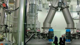 Für die Vakuum-Trocknung von Lebensmitteln und Lebensmittel-Zusatzstoffen hat Ava den Vakuum-Kontakttrockner HVW-VT entwickelt. (Bild: Ava)