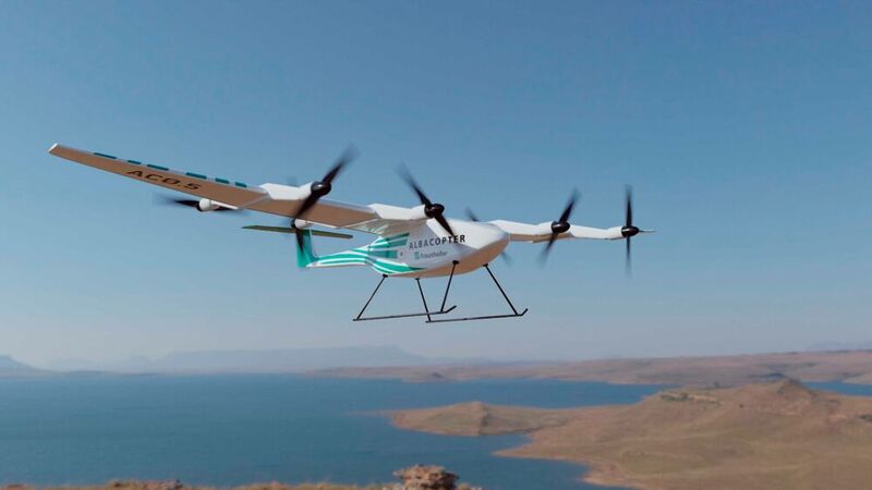 Der Albacopter kombiniert Propeller- und Tragflächenflug für eine effiziente und damit nachhaltige Fortbewegung.