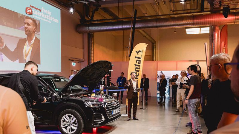 Informative Vorträge und anschauliche Präsentationen: Die Fachtagung Freie Werkstätten und Servicebetriebe liefert auch in diesem Jahr wieder frische Tipps und Tricks für ein dauerhaft erfolgreiches Servicegeschäft.  (Bild:  Stefan Bausewein)