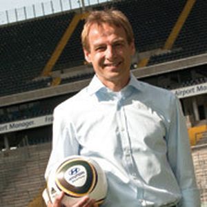 Jürgen Klinsmann begleitet als Markenbotschafter die Aktivitäten von Hyundai zur WM 2010.