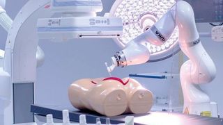 Dem Fraunhofer IPA steht ein Interventionsraum mit Bildgebung für die Forschung zur Verfügung.  (Bild: Fraunhofer IPA)