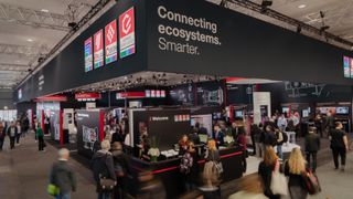 Welche Chancen sich durch die Kombination von Software- und Hardware-Lösungen – über ganze Ökosysteme hinweg – ergeben, zeigen die vier Unternehmen Rittal, Eplan, Cideon und German Edge Cloud auf der Hannover Messe 2024. (Bild: Rittal GmbH & Co. KG)