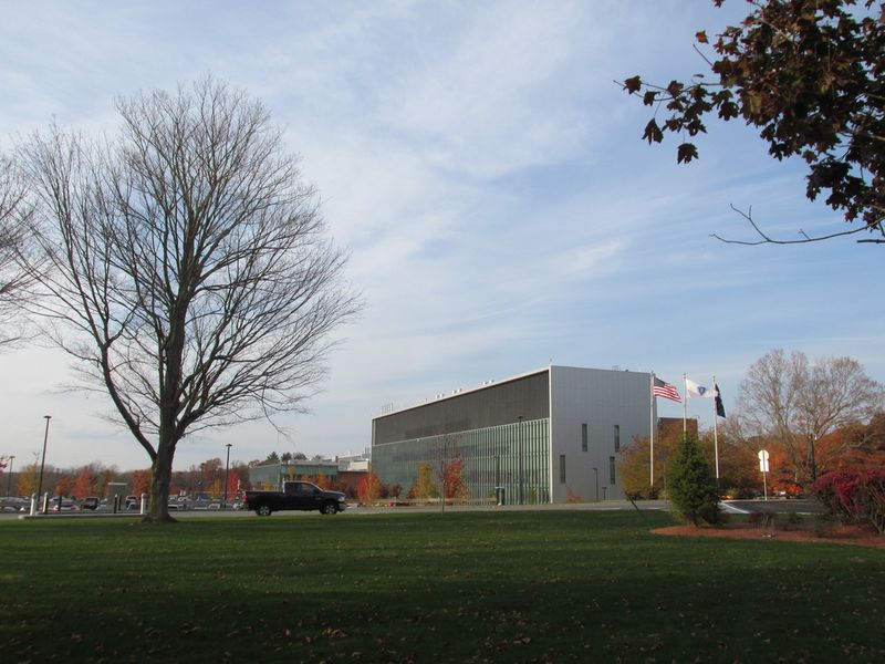 Takeda Pharmaceuticals gelang im vergangenen Jahr mit der Übernahme des irischen Arzneimittelherstellers Shire für 54 Milliarden Euro die größte Übernahme eines japanischen Unternehmens im Ausland. Um den Deal unter Dach und Fach zu bringen, musste Takeda sein Angebot viermal nachbessern. Der Abschluss der Übernahme wird für die erste Jahreshälfte 2019 anvisiert. (Bild: John Phelan/http://creativecommons.org/licenses/by-sa/3.0/deed.en)