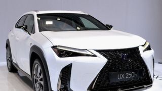 Den UX launcht Lexus im März 2019, in Genf feierte er Weltpremiere. (Bilder: Seyerlein)