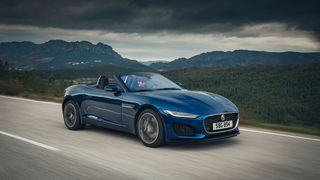 Statt eine Neuauflage spendiert Jaguar dem Sportwagen F-Type nach sieben Jahren ein zweites Facelift. (Jaguar)