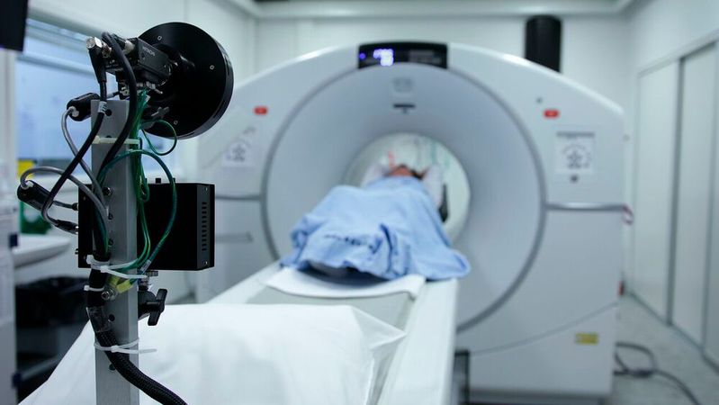 Die Verwendung künstlicher Intelligenz (KI), insbesondere in der Radiologie, bietet erhebliche Vorteile wie genauere Diagnosen und frühzeitige Krankheitserkennung. Es werden jedoch auch neue rechtliche Fragen aufgeworfen.(Bild:  frei lizenziert /  Pixabay)