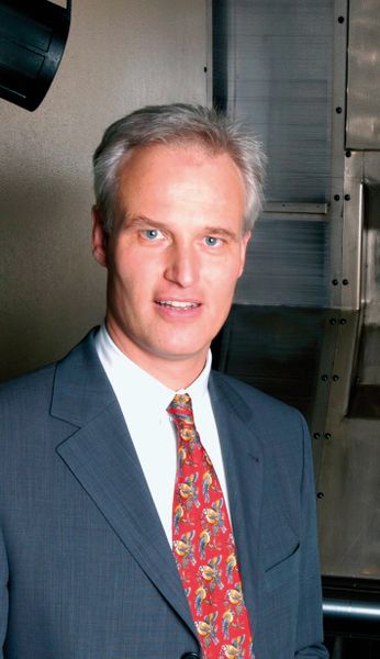 VDW-Chef Carl Martin Welcker: „Auf der EMO Milano 2009 präsentieren sich 270 deutsche Hersteller. Das ist nach den Italienern die stärkste Beteiligung auf der Messe und zeigt wieder einmal eindrucksvoll die Stärke und Bedeutung unserer Branche im Weltkonzert.“ Bild:VDW (Archiv: Vogel Business Media)