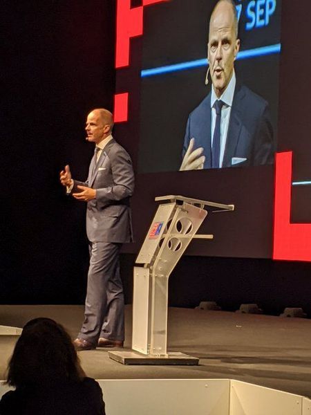 Dr. Christian Göke ist CEO der Messe Berlin und darf bei der Eröffnungs-Pressekonfernz der IFA 2019 natürlich nicht fehlen. (IT-BUSINESS)