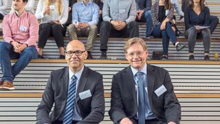 Stipendiatentag der Amgen GmbH und Amgen Research (Munich) GmbH im ZNT des Deutschen Museum in München. Von Links: Dr. Roman Stampfli, Geschäftsführer Amgen GmbH, Prof. Dr. Peter Kufer, Geschäftsführer Amgen Research (Munich) GmbH.  (Amgen GmbH)