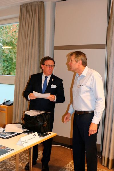 Impressions from the R. Stahl Expert Forum from Stromberg last year: Around 90 explosion safety experts met together to discuss developments in their field and share information. (R. Stahl)
