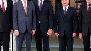 Der aktuelle Vorstand der Eckelmann AG (v.l.n.r.): Dr. Marco Münchhof, Peter Frankenbach, Philipp Eckelmann, Dr. Frank Uhlemann, Dr. Frank-Thomas Mellert (Eckelmann)