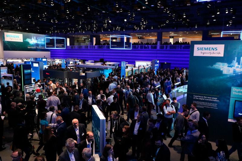 Halle 11 gehörte wie jedes Jahr Siemens – hier zeigte das Unternehmen sein komplettes Portfolio ...  (K.Juschkat/elektrotechnik/konstruktionspraxis)