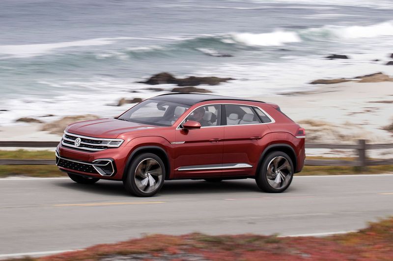 Mit 31.565 Dollar noch einmal 1.000 Dollar günstiger als der normale Atlas und umgerechnet keine 30.000 Euro teuer, wäre sein Import das Ende des Touareg. (Bild: VW)