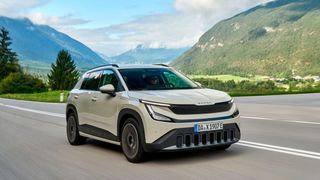 Der Epiq markiert mit seiner Länge von 4,17 Metern den neuen Einstieg in Skodas Elektromobilität. (Bild: Skoda)