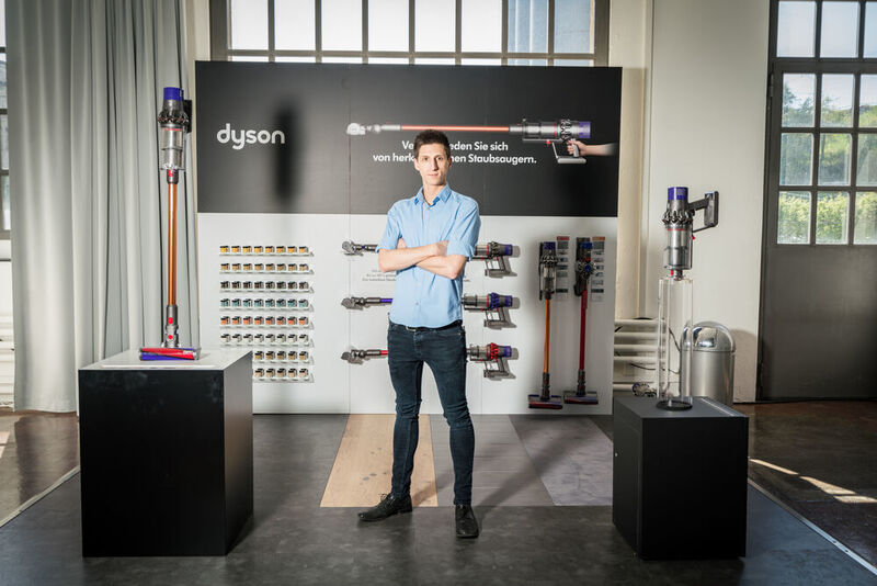 Stefan Koch war von Anfang an vom Unternehmen Dyson begeistert – schon beim Vorstellungstermin 2016, als er sich um eine Stelle als Berechnungsingenieur bewarb. (Dyson/Joseph Khakshouri)