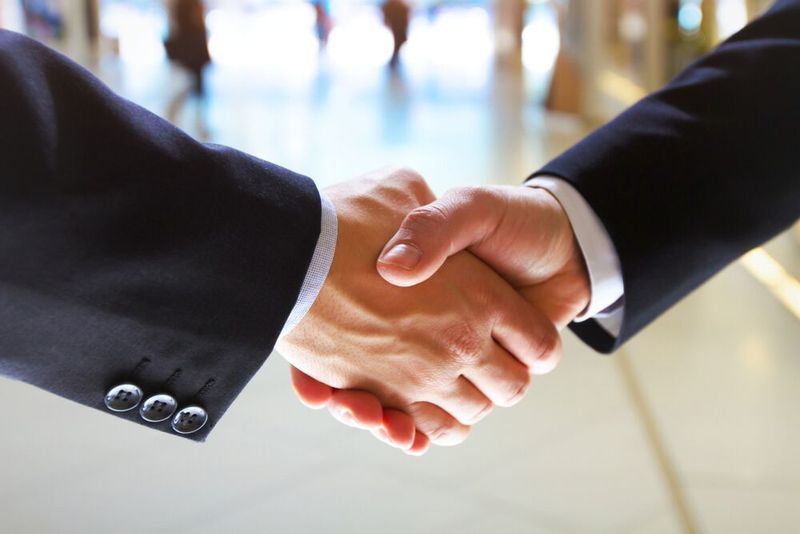 At the end of 2018, Evonik signed an agreement with One Equity Partners to acquire Peroxy Chem for 625 million dollars. (Deposit Photos )