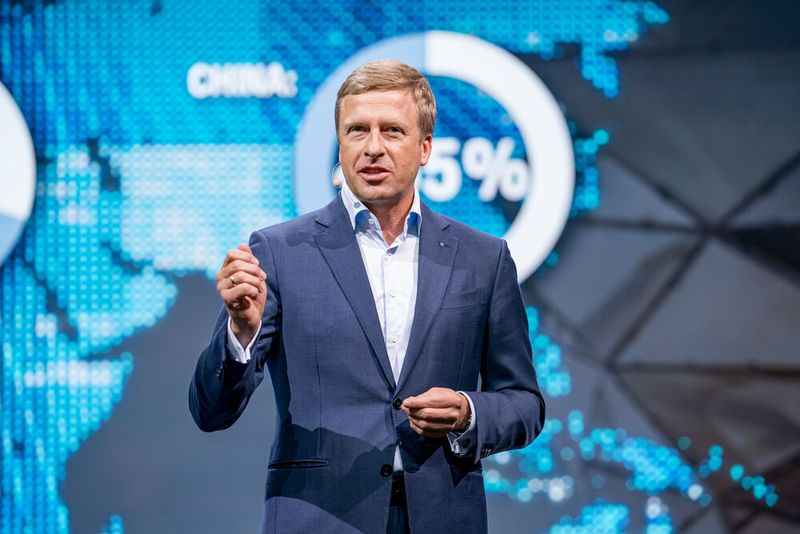 BMW-Chef Oliver Zipse: „Werden unsere Ziele erreichen.“(Bild:  BMW)