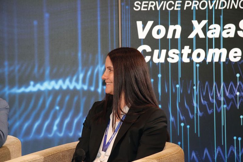 Nach ihrem Impulsstatement gab Edith Wittmann (Microsoft) im Panel tolle Einblicke über die Zukunft des Service Providing.  (Bild: Vogel IT-Medien GmbH)