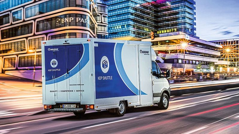 Der Onlinehandel boomt, und die Kurier-, Express- und Paketunternehmen (KEP) profitieren ebenso davon wie die Fahrzeugbauer, die sich auf die Produktion von KEP-Fahrzeugen spezialisiert haben. 