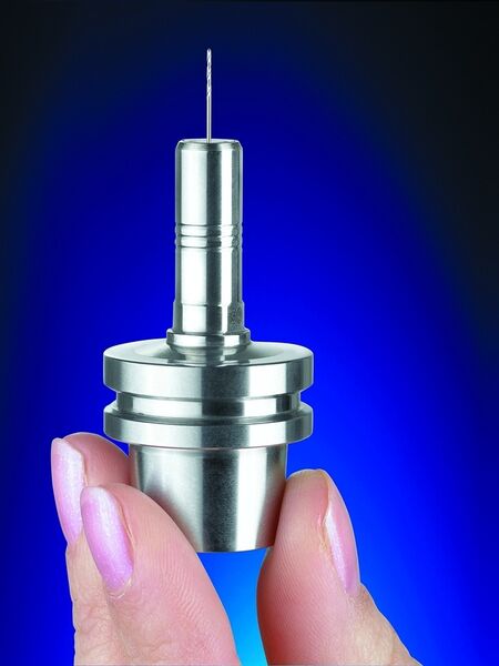 Bild 6: Tribos-Mini ist ein Spezialist für die Mikrozerspanung. Der Werkzeughalter spannt Schaftdurchmesser ab 0,3 mm. (Archiv: Vogel Business Media)