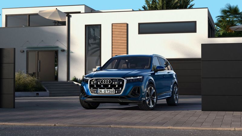 Der Audi Q7 in der Farbe Ascari blue.(Bild:  Audi AG)