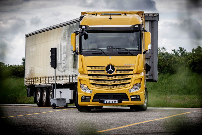 Der Lkw hatte sich in der Vergangenheit in Europa sehr gut verkauft. Daran soll die Neuauflage anknüpfen. (Daimler AG)