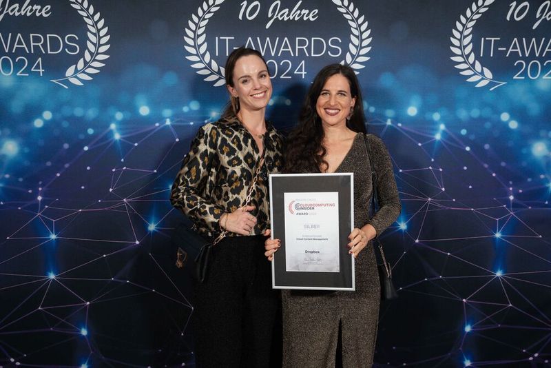 Andrea Pfundmeier und Janina Maier (beide Dropbox). (Bild: Manuel Emme Fotografie)