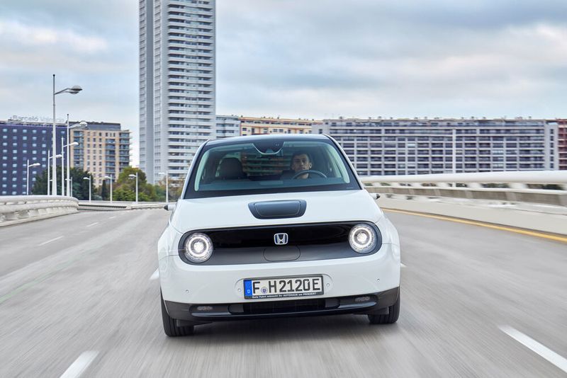 Die Topversion des Honda E namens Advance startet im Frühjahr 2020. (Honda)