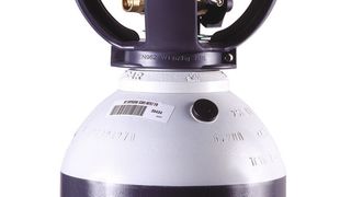 Integra Gasflaschen verfügen neben einer Füllstandsanzeige über einen integrierten Druckminderer. (Bild: Air Products)