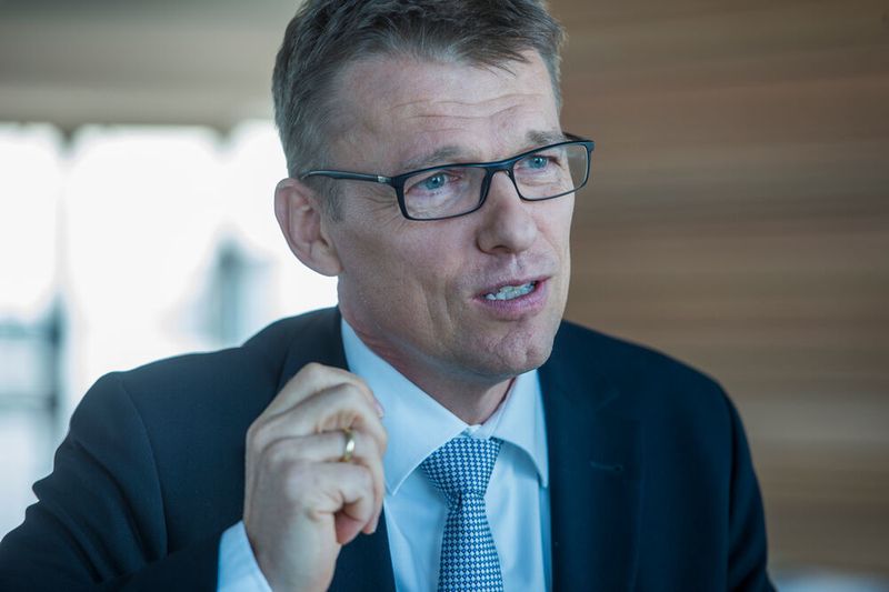 „Die Großanlagenbaubranche muss ihre Instrumente aufgrund des hochvolatilen Umfelds in kürzeren Abständen als bisher überprüfen und bei Bedarf umgehend anpassen“, lautet das Fazit von Jürgen Nowicki, Sprecher der AGAB und Sprecher der Geschäftsleitung von Linde Engineering. (VDMA/Chris Tille)