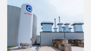 Der Gashersteller Air Liquide setzt auf den Bau von Anlagen zur Gewinnung von grünem Wasserstoff (Symbolbild). Jetzt wurde eine 20-Megawatt-Anlage in Oberhausen in Betrieb genommen. Doch die Pläne für eine gute Wasserstoffversorgung gehen noch weiter ... (Bild: Air Liquide)