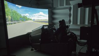 KAN Engineering investiert in VI-grades Compact Full Spectrum Simulator (FSS). (Bild: KAN Engineering)