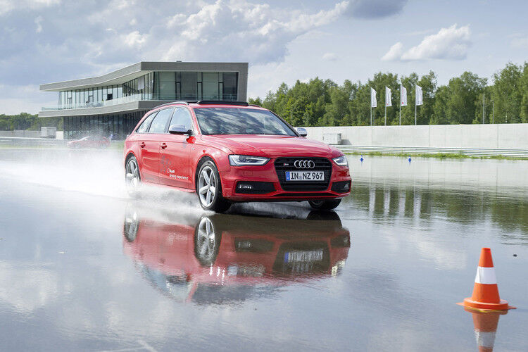 Im „Driving Experience Center“ können Kunden und Freunde der Ingolstädter Premiummarke ihre Fahrtüchtigkeit verbessern. (Foto: Audi)