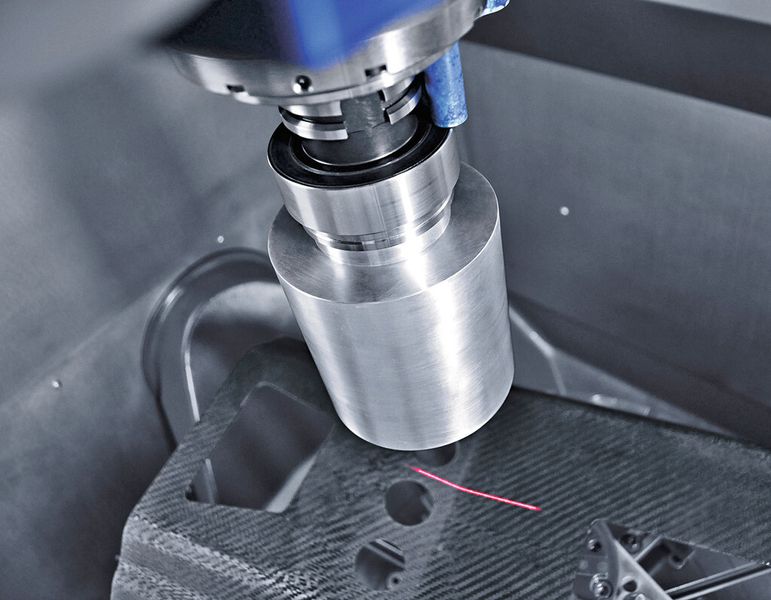 In die Ultrasonic-Lösungen hat DMG Mori applikationsspezifische Techniken wie die Oberflächenrückführung und -vermessung mittels Laser integriert. (Bild: DMG Mori)