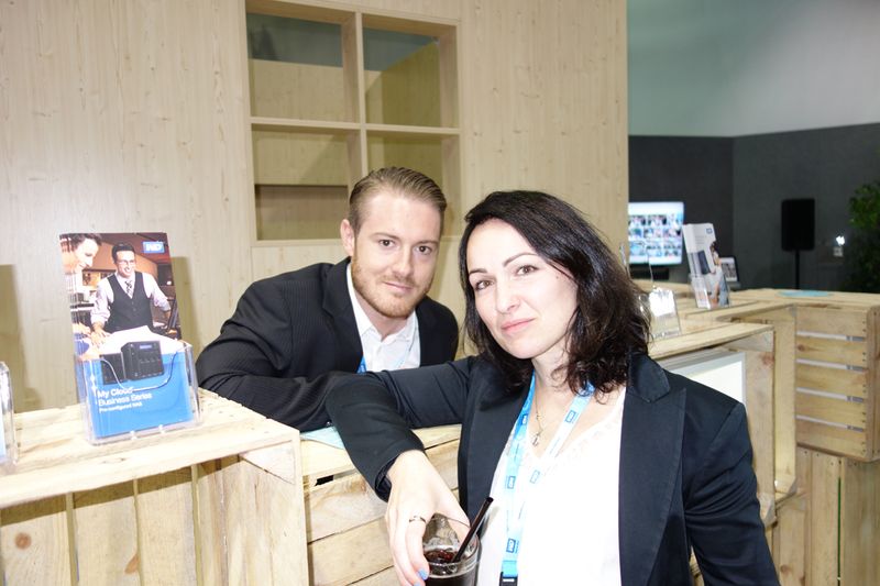 Max Muth und Daniela Pitzalis, WD hängen noch lange nicht über dem Zaun (Bild: IT-BUSINESS)