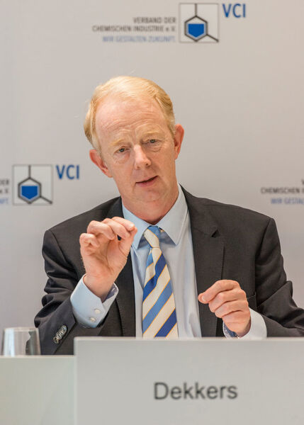 “Especially now, at a time of timid economy recovery in Europe, leaving the European Union is a negative signal for the further economic development.” - VCI President Marijn Dekkers. (VCI/René Spalek)