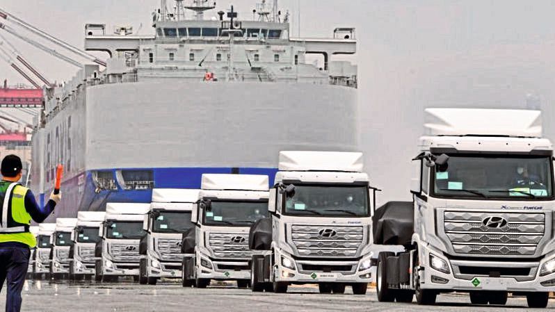 Auch bei schwereren Zugfahrzeugen setzt Hyundai die Brennstoffzelle bereits ein. Auch bei schwereren Zugfahrzeugen setzt Hyundai die Brennstoffzelle bereits ein.