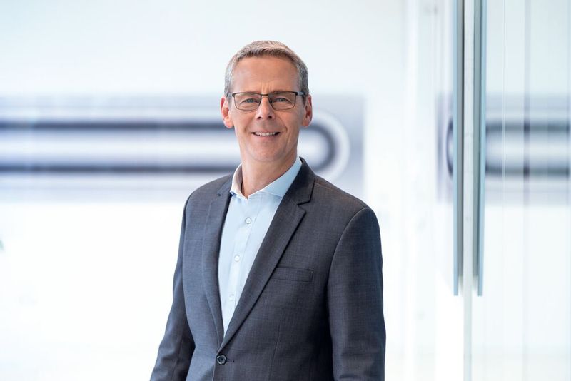 Joachim Dittrich, CEO bei Fette Compacting: „Im intensiven Austausch mit unseren Kunden gestalten wir gemeinsam eine nachhaltige Zukunft für den Pharmamarkt.“ (Bild: Fette Compacting)