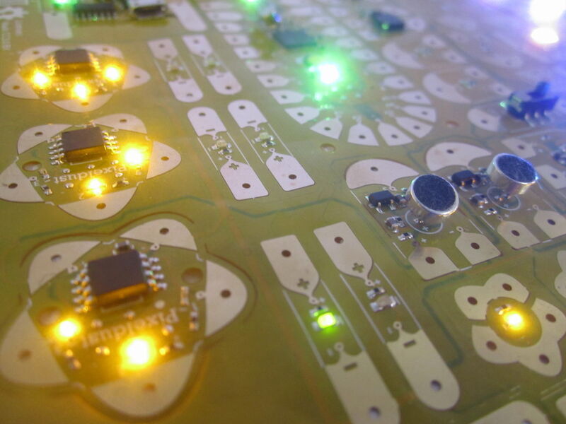 Die Palette der Module umfasst LED, Effekte, Sensoren und Mikrocontroller (Chibitronics)