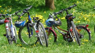 Ein Rundum-Check des Fahrrads ist nach längerer Standzeit ein Muss. Der ADAC gibt Tipps zum Start in die Fahrradsaison. (Bild: Pixabay)