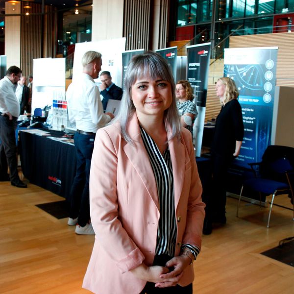 Besucherstimmen der LAB-SUPPLY Dresden 2022Nadine Franke, LAT Labor und Anlagentechnik:  „Die LAB-SUPPLY ist ideal, um neue Kontakte zu knüpfen, alte aufrechtzuerhalten und Neues zu entdecken.“   Weitere Infos zu den kommenden LAB-SUPPLY-Messen finden Sie auf www.lab-supply.info. (Bild: LABORPRAXIS)