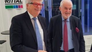 Rittal und Stulz kooperieren weltweit im Bereich passgenauer Rechenzentrums-Infrastrukturlösungen sowie Beratung und Service (v.l.): Prof. Friedhelm Loh (li.) und Jürgen Stulz.

 (Rittal)