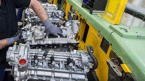 Die deutschen Autohersteller blicken im internationalen Vergleich, was die wichtigsten Kennzahlen betrifft, vor allem auf Rückleuchten. Im letzten Jahr, so hat EY analysiert, gerieten sie nämlich deutlich ins Hintertreffen ... (Bild: Autophotos)