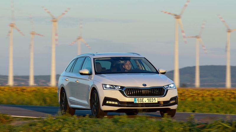 Auch hinsichtlich des Stromantriebs gibt es neue Varianten. Der E-Tec ist ein 48-Volt-Mildhybrid. Der 1,0-Liter-Dreizylinderbenziner leistet 81 kW/110 PS. Es gibt aber auch einen größeres Aggregat. (Bild: Skoda)