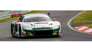 Der R8 LMS GT3 schreibt Ringgeschichte: Zum ersten Mal hat ein Rennwagen ganz ohne Lenksäule die Nordschleife umrundet. (Schaeffler Paravan/ Gruppe C Photography)