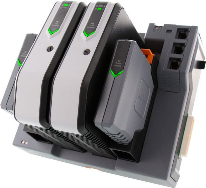 Mit DeltaV PK Controller können Werke Skids und Anwendungen, die üblicherweise über SPS verwaltet werden, mit einem unabhängigen DeltaV Controller steuern oder mit einer integrierten, umfangreichen Prozessleitsystem-Automatisierungsarchitektur verbinden. (Emerson)