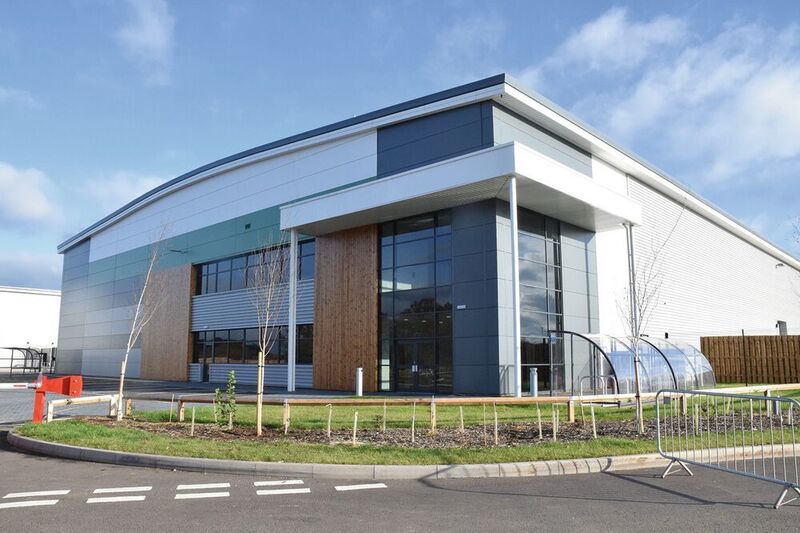 Siemens investiert 30 Mio. Euro in 3D-Druck-Fabrik in Großbritannien. Das Bild zeigt die neue Produktionsstätte von Materials Solutions. (www.siemens.com/press)