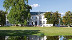 Das Schloss Neuhardenberg in Brandenburg ist der Veranstaltungsort des eGovernment Summits 2026.  (Bild: © Thomas Jablonski – stock.adobe.com)