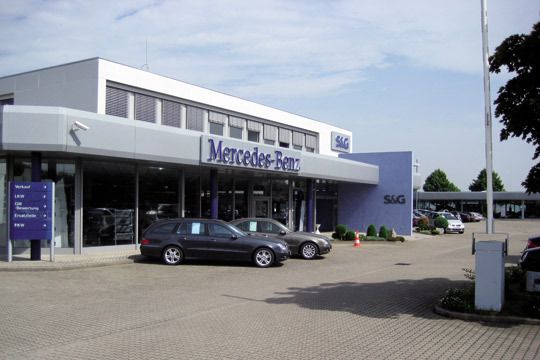 Mit viel Platz für die Kunden beeindruckt der S & G-Betrieb in Offenburg. (Archiv: Vogel Business Media)